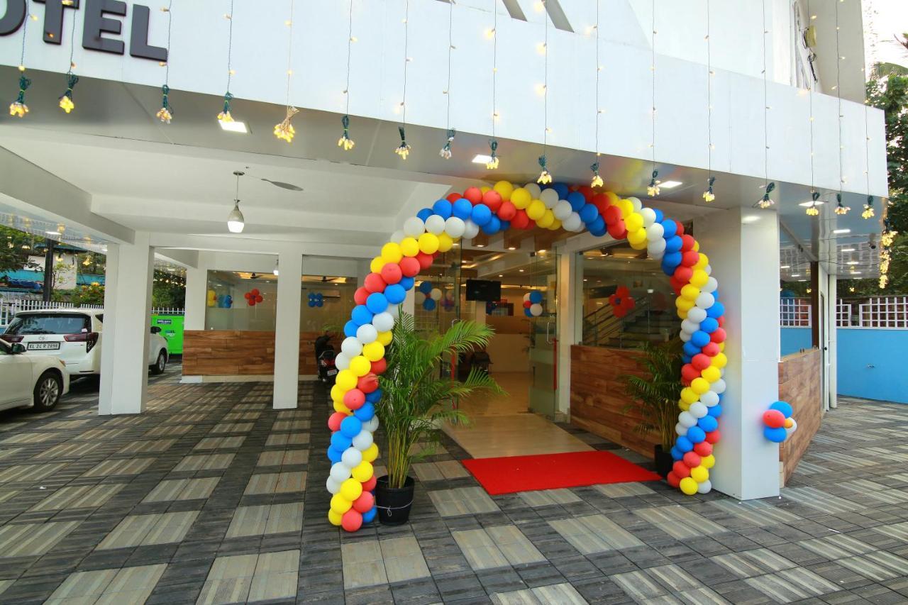 Gateway Airport Hotel Kannur Dış mekan fotoğraf