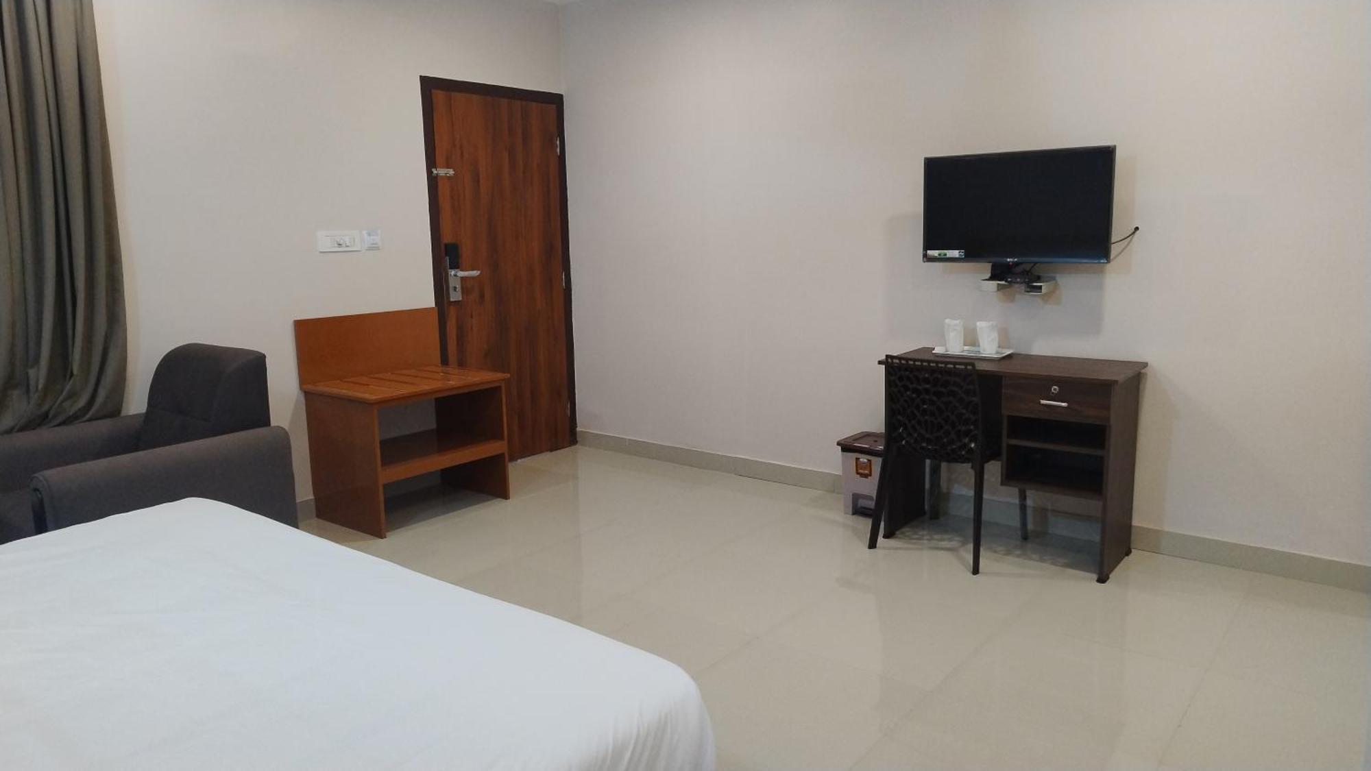 Gateway Airport Hotel Kannur Dış mekan fotoğraf